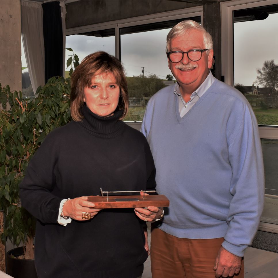 Training Award recipient Kristina White at the 2022 awards ceremony, presented by James Kennedy of the IPF